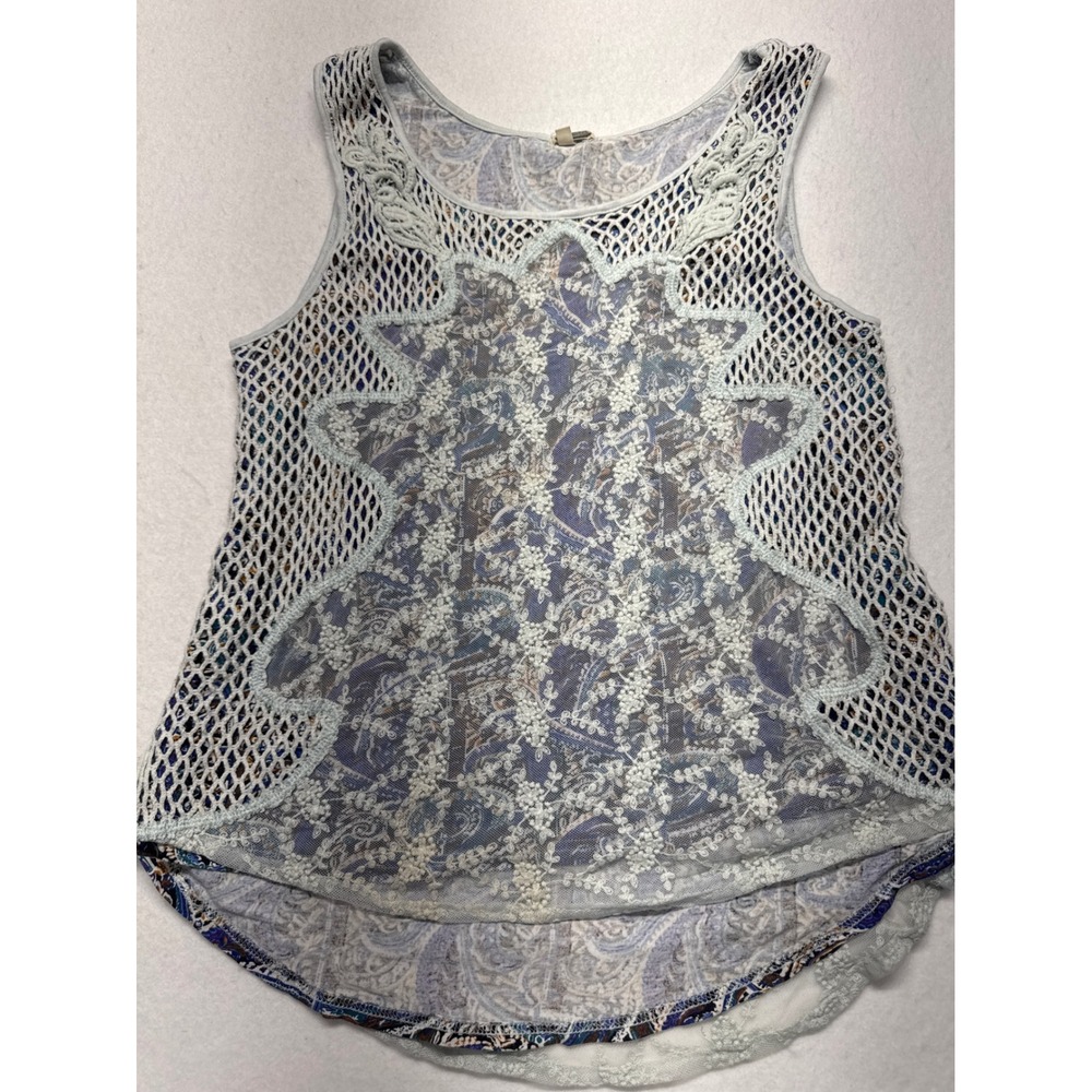 Gimmicks by BKE Womens Small Blue Paisley Lace Crochet Mixed Media Tank Top